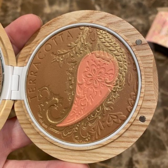 GUERLAIN Other - Guerlain Terracotta Limited Edition Bronzer